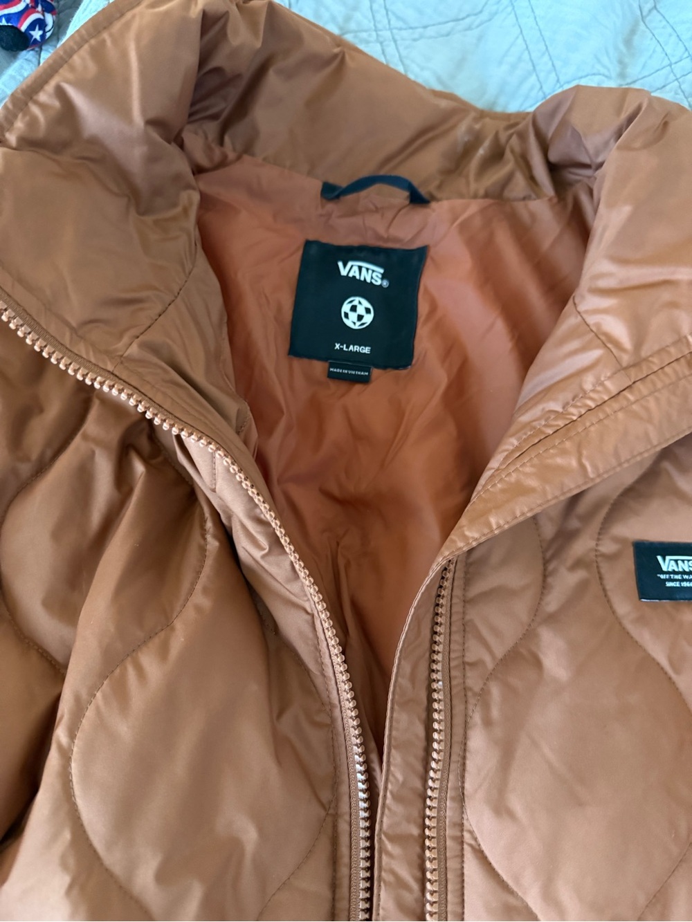 Vans Women’s Burnt Orange Quilted Puffer Jacket - Picture 2 of 2